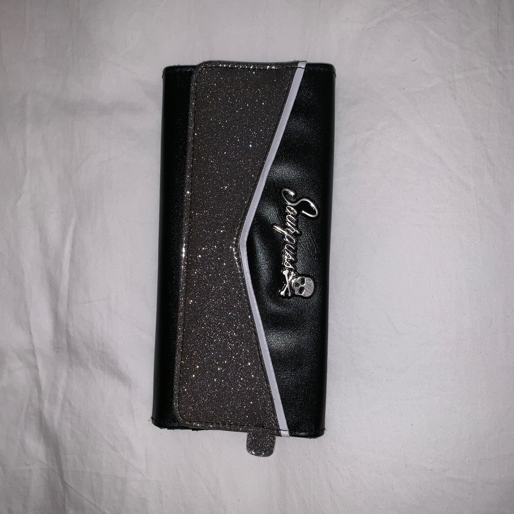 SOURPUSS WALLET BLACK/SILVER